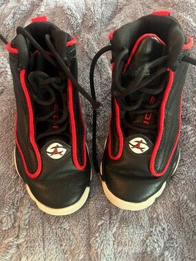 Youth Black and Red Basketball-Style Sneakers for Kids